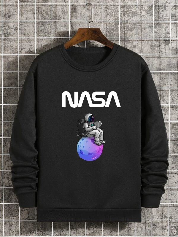 Men Astronaut & Letter Graphic Thermal Lined Pullover