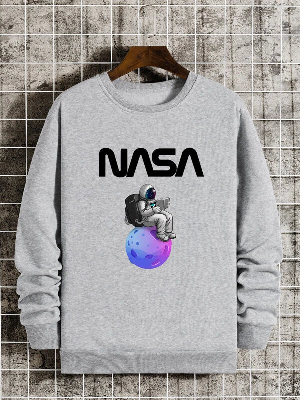 Men Astronaut & Letter Graphic Thermal Lined Pullover