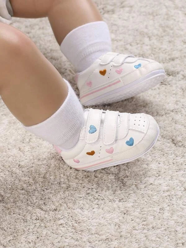 Baby Heart Embroidery Hook-and-loop Fastener Strap Sneakers