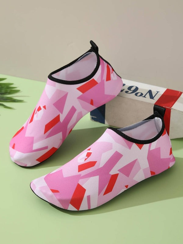 1pair Sporty Sneakers, Geometric Pattern Contrast Binding Aqua Socks