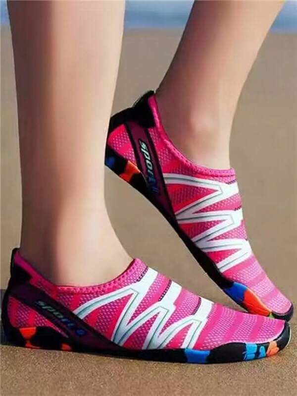 Women Random Striped & Letter Graphic Water Shoes, Sporty Elastane Aqua Socks For Outdoor