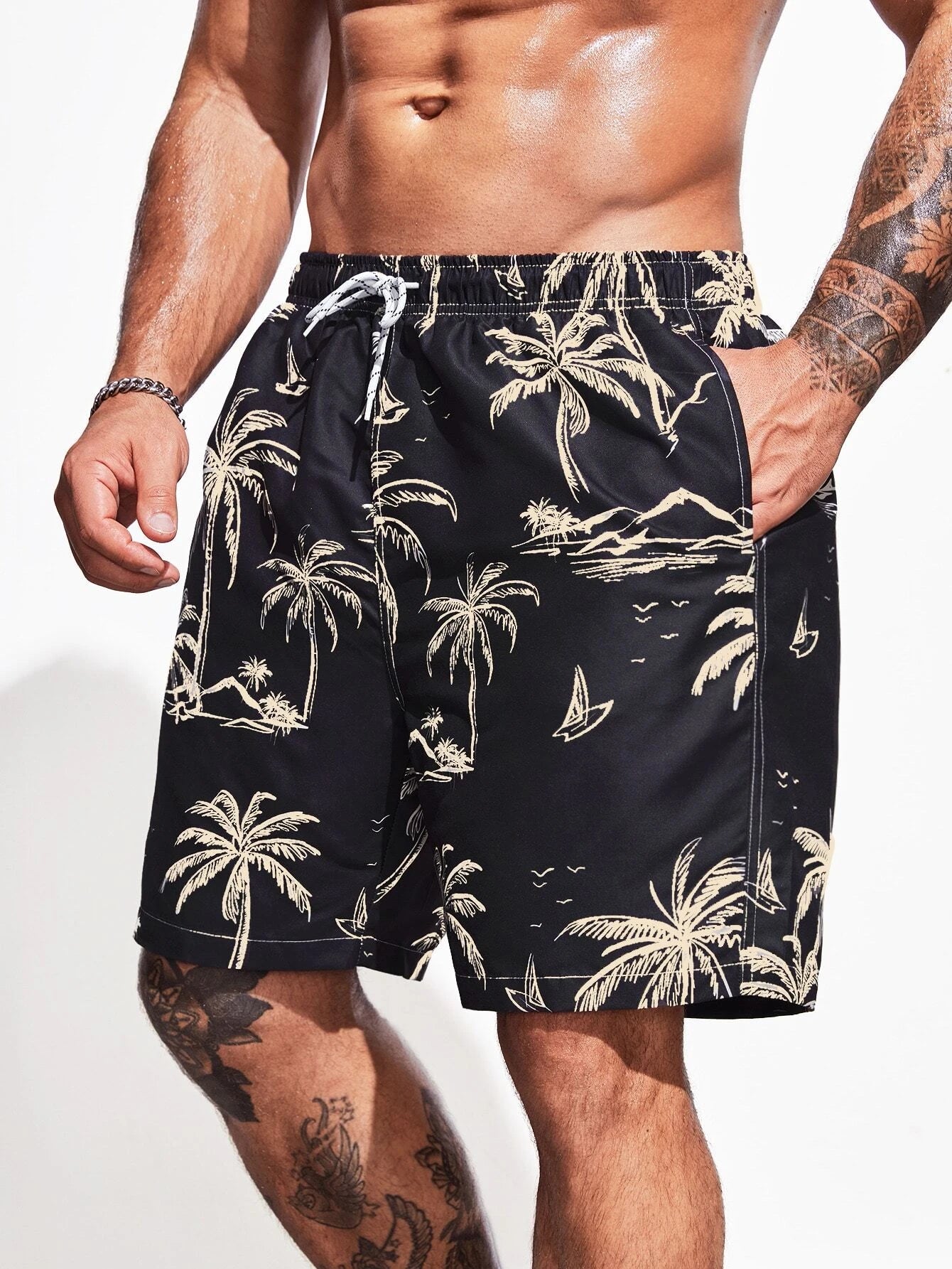 Extended Sizes Men Coconut Tree Print Drawstring Waist Swim Trunks