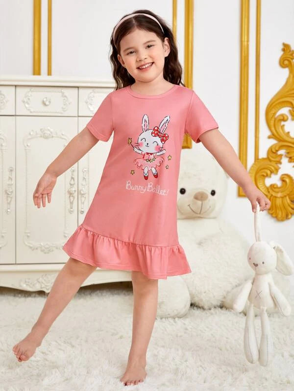 SHEIN Kids QTFun Toddler Girls Rabbit & Letter Graphic Ruffle Hem Nightdress