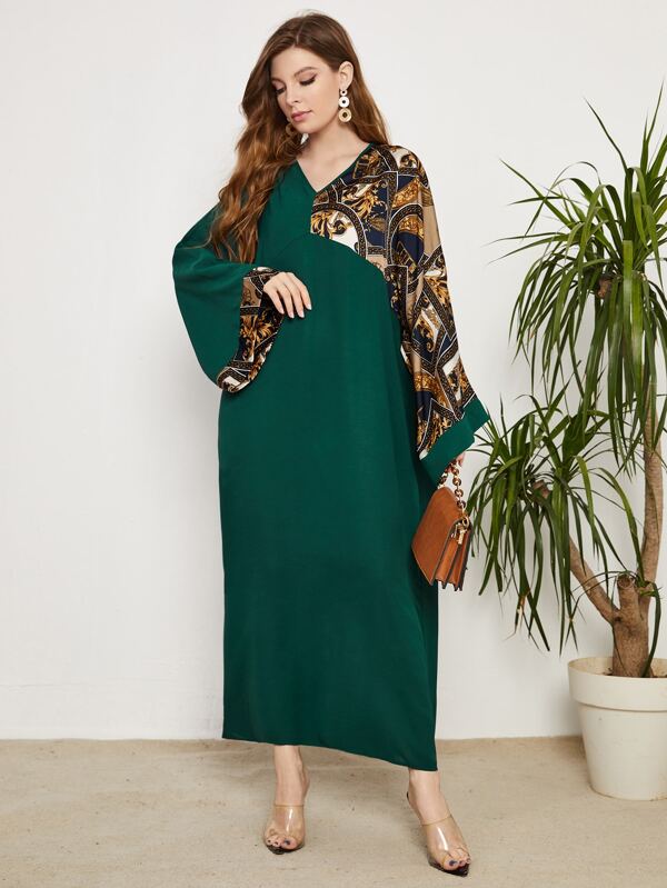 SHEIN Najma Baroque Print V-neck Kaftan