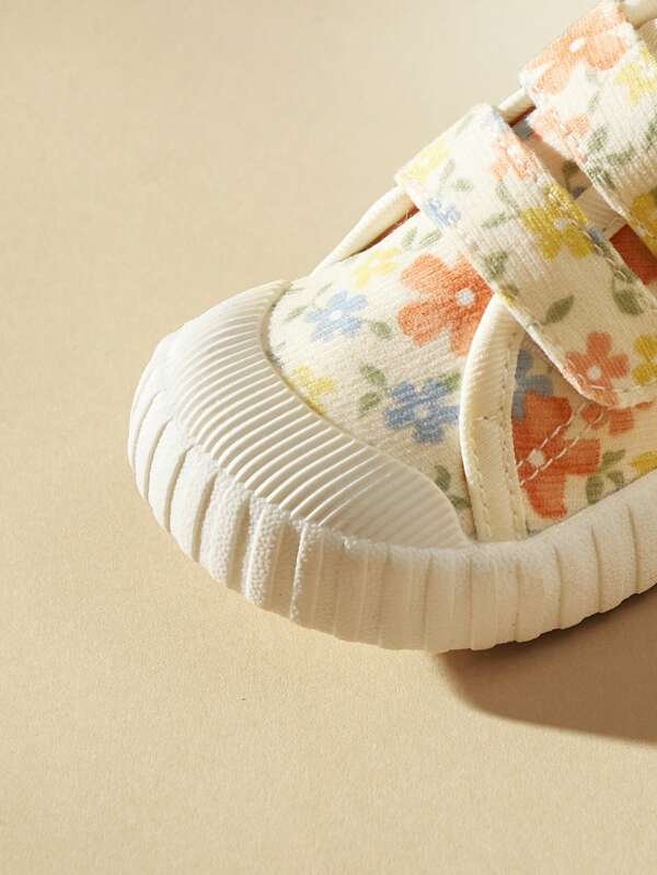 Cozy Cub Baby Girls Floral Pattern Hook-and-loop Fastener Sporty Canvas Shoes For Outdoor