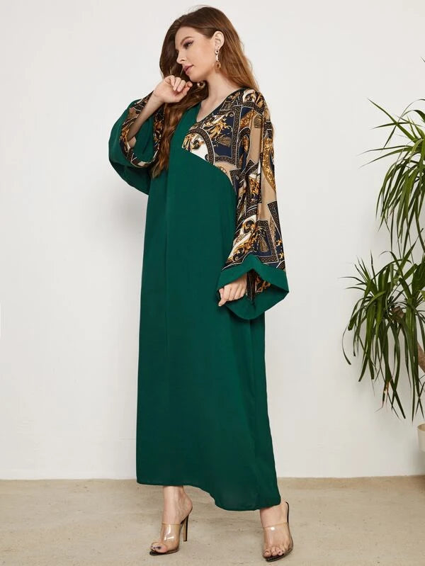 SHEIN Najma Baroque Print V-neck Kaftan