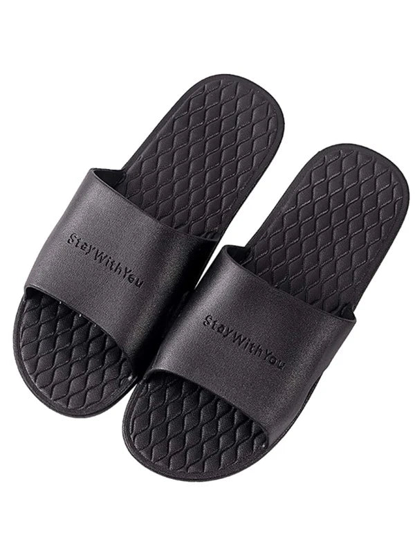 Men Letter Embossed Bathroom Slippers