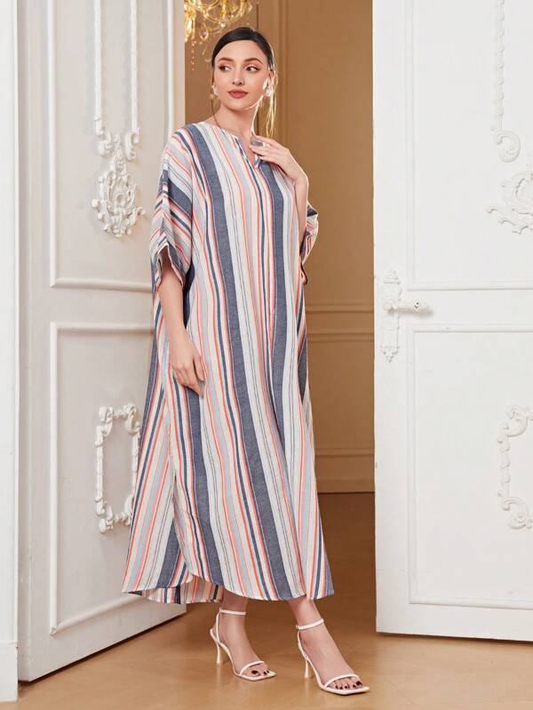 SHEIN Mulvari Striped Print Notched Neckline Batwing Sleeve Kaftan