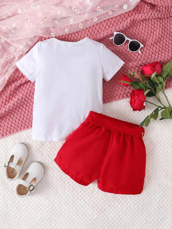 SHEIN Kids EVRYDAY Toddler Girls Heart Print Tee & Belted Shorts