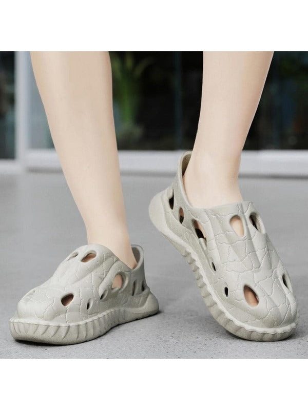 Men Hollow Out Design Clogs, Grey Outdoor EVA Vented Clogs