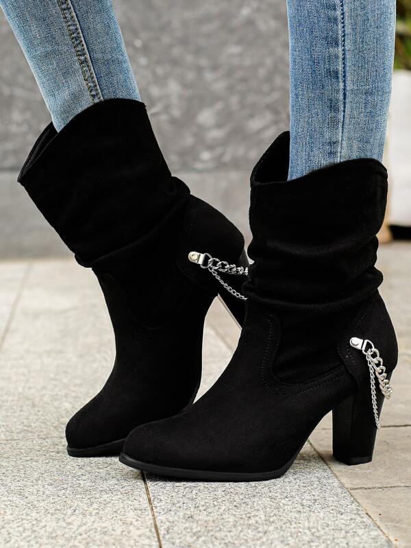 Women Chain Decor Slip On Chunky Heeled Boots, Fashionable Faux Suede Slouchy Boots For Outdoor