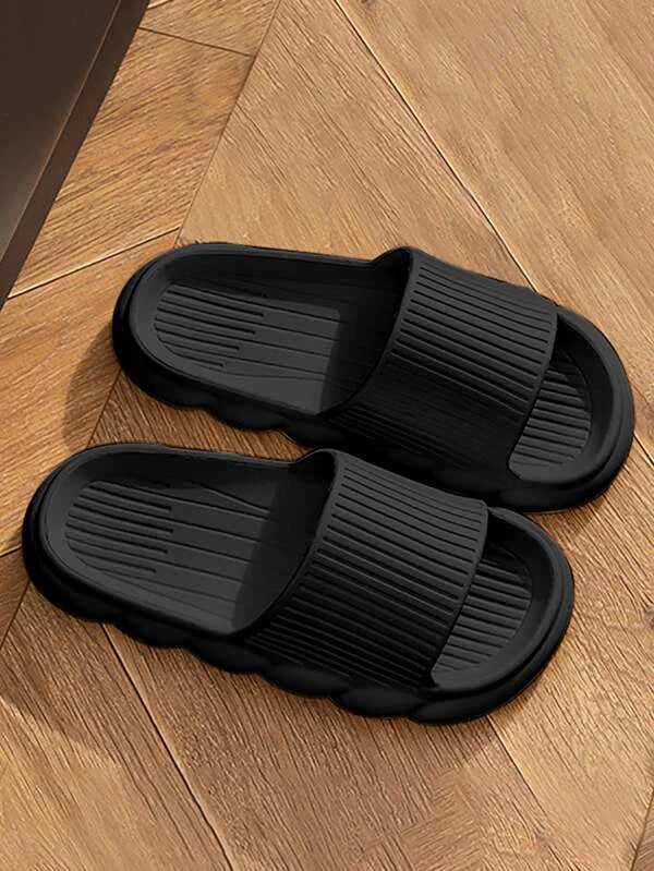 Men Minimalist Textured Slides