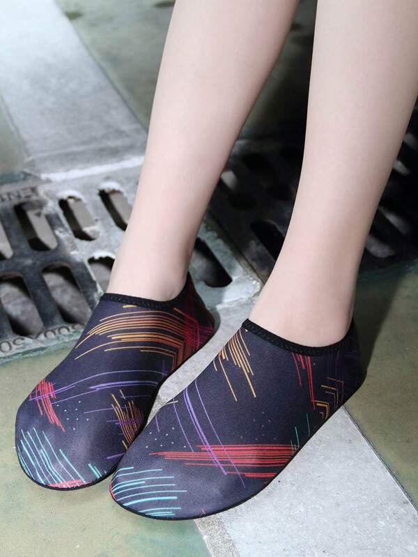 Sporty Water Shoes For Women, Striped Pattern Aqua Socks