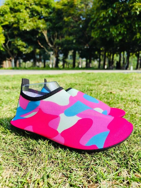 Women Color Block Slip On Water Shoes, Sporty Polyester Aqua Socks For Outdoor