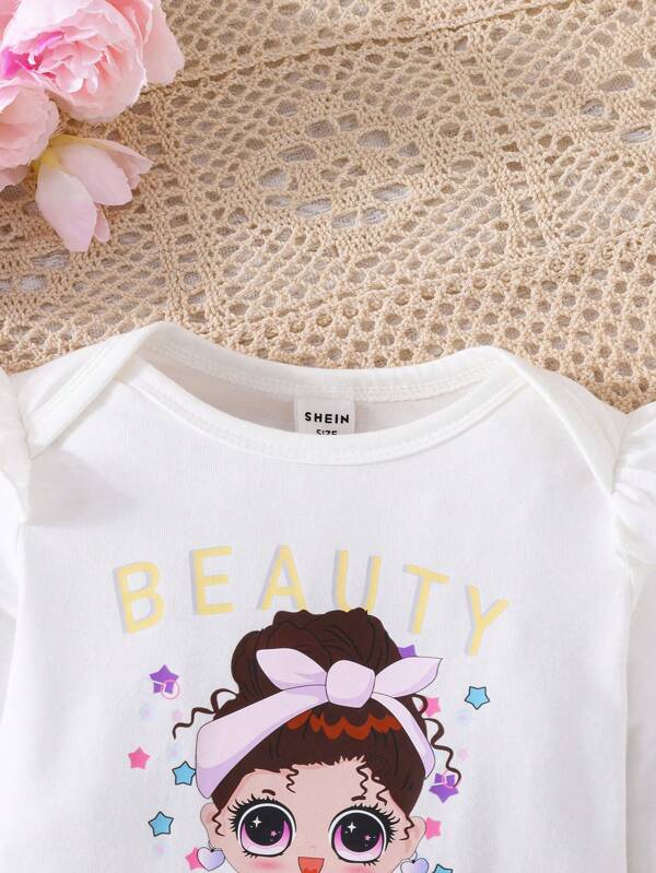 Baby Figure & Slogan Graphic Ruffle Trim Bodysuit