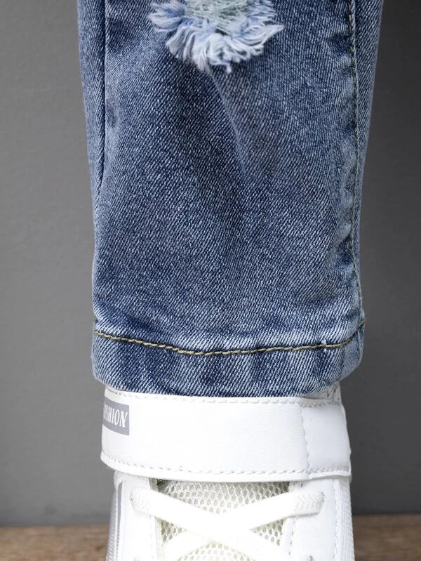 SHEIN Kids EVRYDAY Toddler Boys Ripped Pocket Front Denim Overall