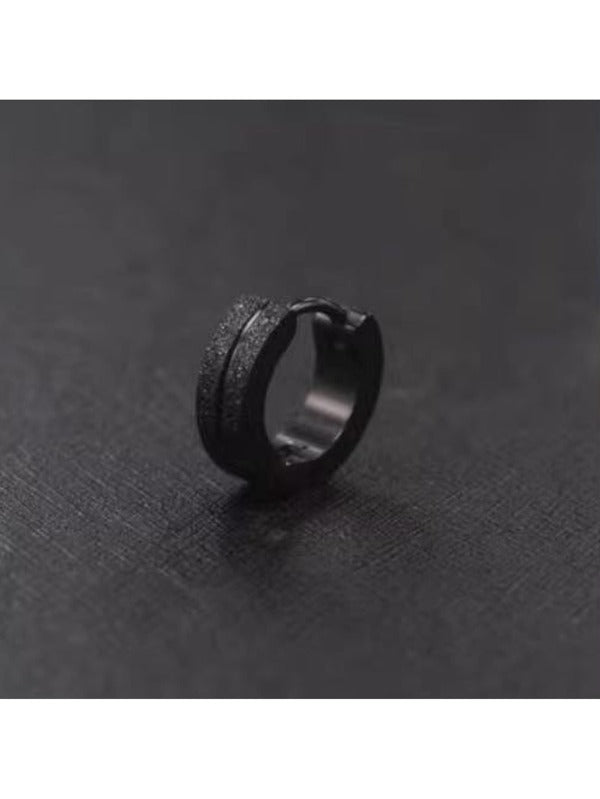 1pc Matte Flat Design Ear Clip For Men, Punk Style Black Stud Earring For Boys