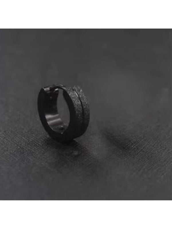 1pc Matte Flat Design Ear Clip For Men, Punk Style Black Stud Earring For Boys