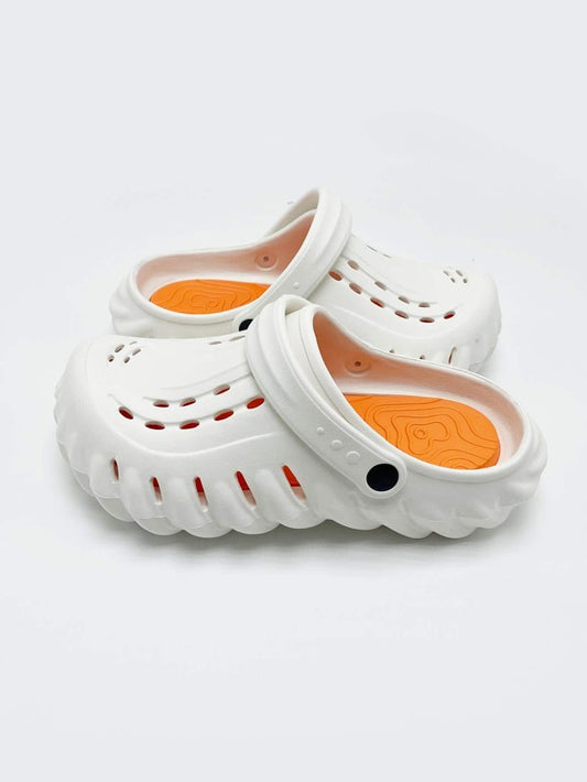 Men Hollow Out Multi-way Wear Clogs, Fashionable Outdoor EVA Vented Clogs