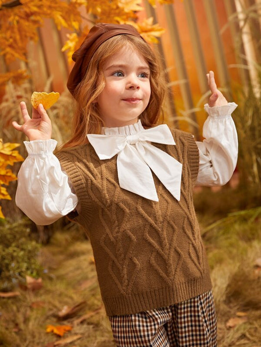 SHEIN Toddler Girls 1pc Textured Knit Sweater Vest