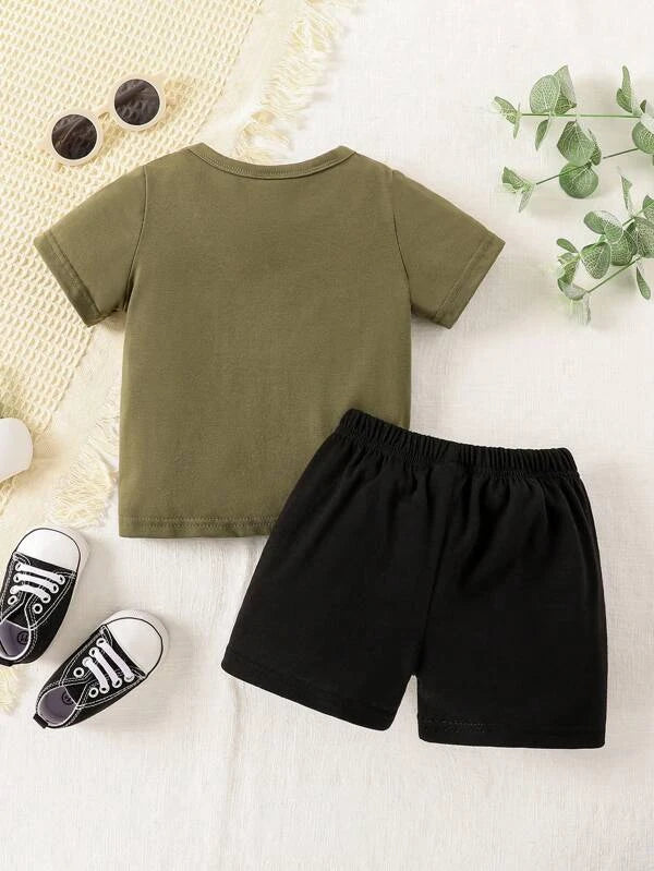 Baby Letter Graphic Colorblock Tee & Shorts