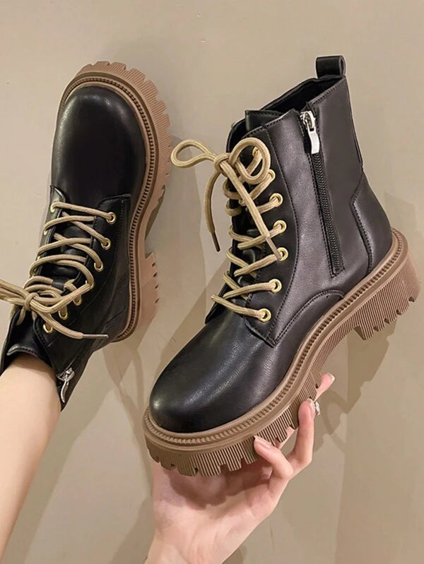 Women's Platform Biker Boots With Lace-up, Autumn Black Short High Ankle Casual Boots