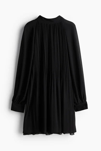 Tie-neck plissé dress