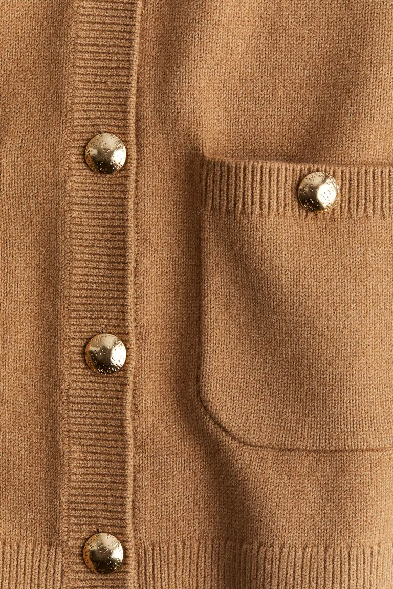 Button Detailed Cardigan