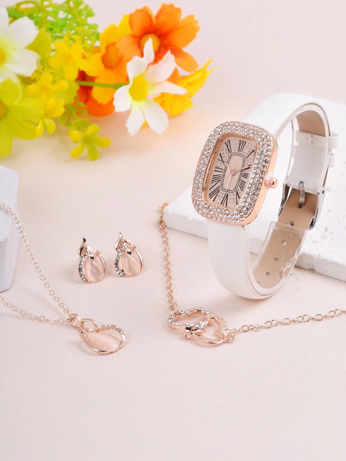 1pc Women White PU Polyurethane Strap Glamorous Rhinestone Decor Square Dial Quartz Watch & 4pcs Jewelry Set, For Daily Life
