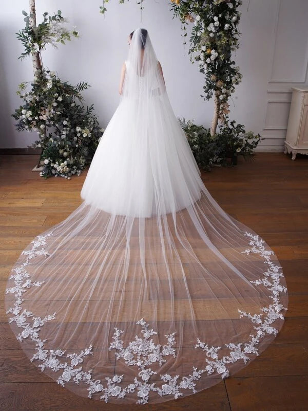 Floral Embroidery Mesh Bridal Veil