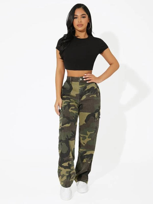 SHEIN PETITE Camo Print Flap Pocket Side Cargo Jeans