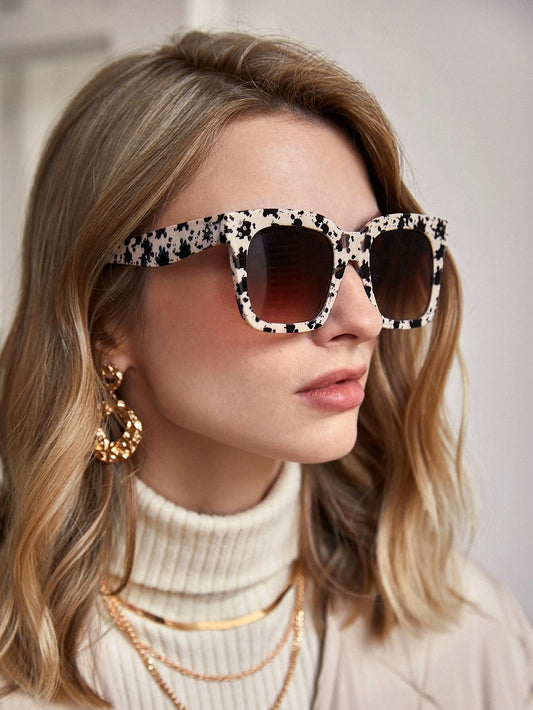 SHEIN BIZwear Rivet Detail Square Frame Fashion Glasses