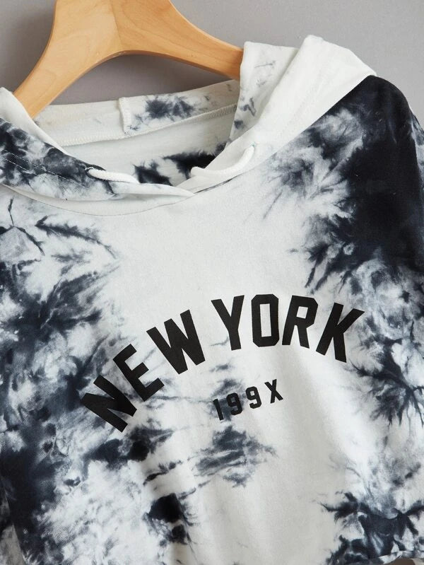 New York Graphic Tie-Dye Cropped Hoodie