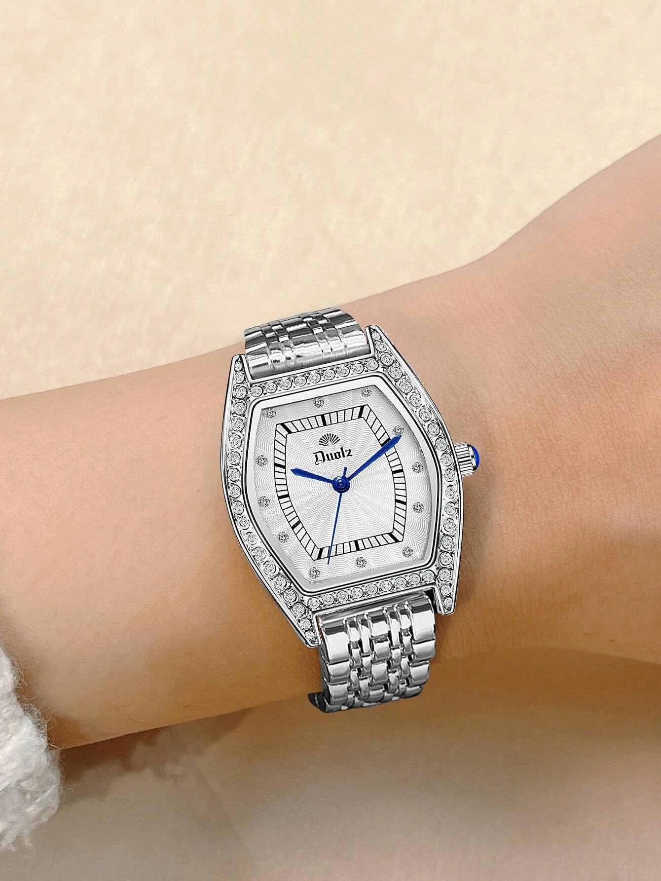 1pc Women Silver Stainless Steel Strap Fashion Rhinestone Decor Tonneau Dial Quartz Watch, For Daily Decoration