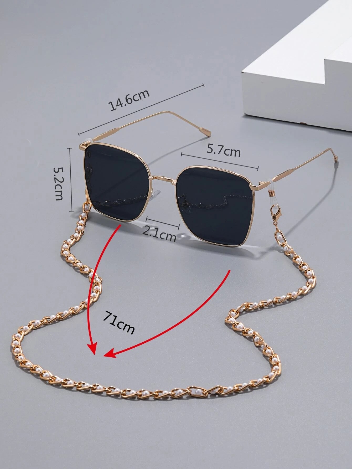 Metal Frame Fashion Glasses & Faux Pearl Decor Glasses Chain