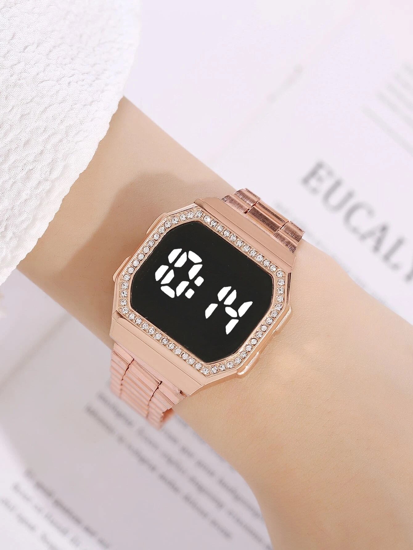 1pc Rhinestone Decor Electronic Watch